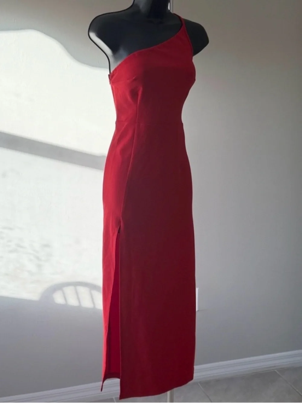 ABERCROMBIE & FITCH Red Maxi Dress Women’s size Small